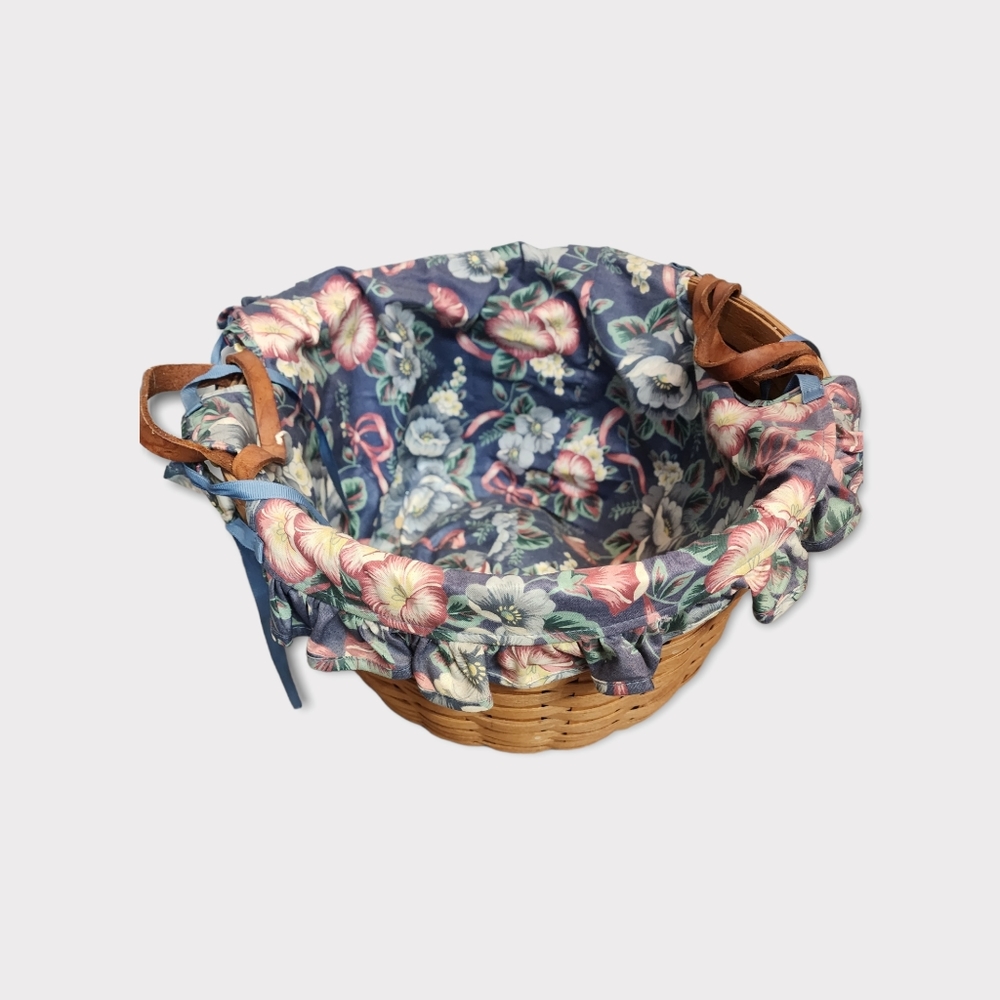 Longaberger‎ 1993 hostess basket